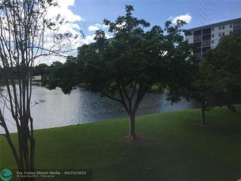 2236 N Cypress Bend Drive Pompano Beach FL 33069