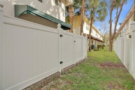 3021 NW 30th Avenue Oakland Park FL 33311