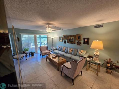 2803 Victoria Way Coconut Creek FL 33066