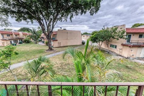 73 Ann Lee Lane Tamarac FL 33319