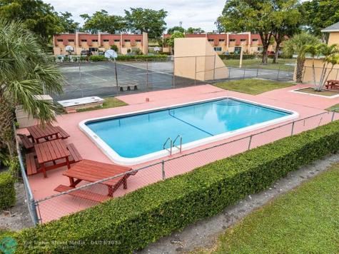 73 Ann Lee Lane Tamarac FL 33319