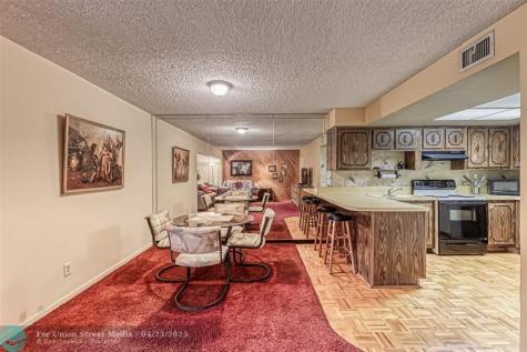 73 Ann Lee Lane Tamarac FL 33319