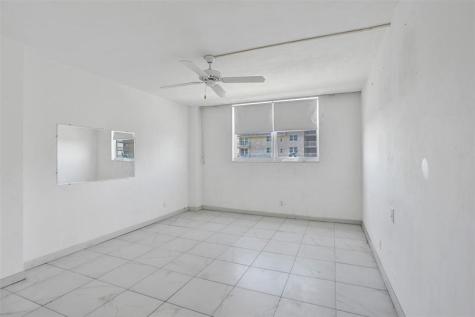 1051 Hillsboro Mile Hillsboro Beach FL 33062