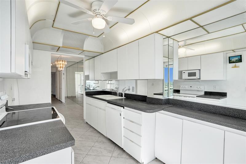 1051 Hillsboro Mile Hillsboro Beach FL 33062