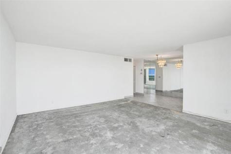 1051 Hillsboro Mile Hillsboro Beach FL 33062