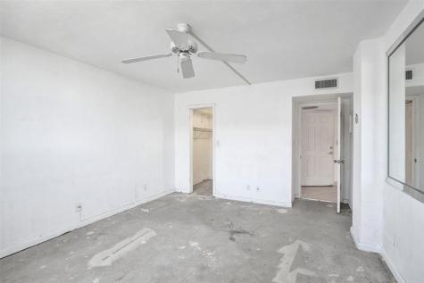 1051 Hillsboro Mile Hillsboro Beach FL 33062