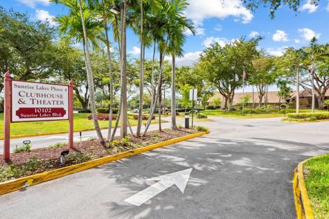 10442 Sunrise Lakes Boulevard Sunrise FL 33322