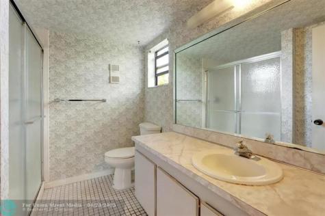 2726 NW 104th Avenue Sunrise FL 33322