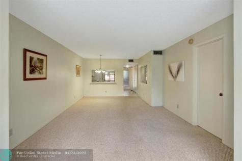2726 NW 104th Avenue Sunrise FL 33322