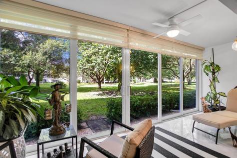 2403 Antigua Coconut Creek FL 33066