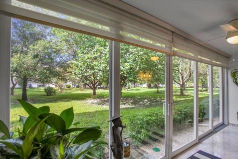 2403 Antigua Coconut Creek FL 33066