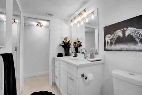 2403 Antigua Coconut Creek FL 33066