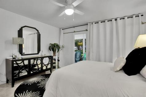 2403 Antigua Coconut Creek FL 33066