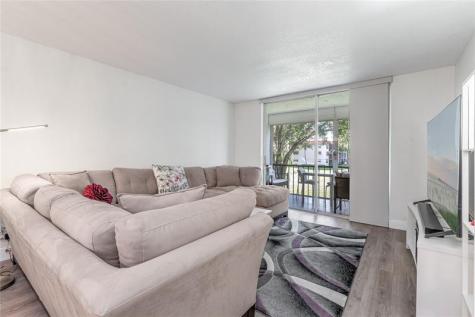 8901 S Hollybrook Boulevard Pembroke Pines FL 33025