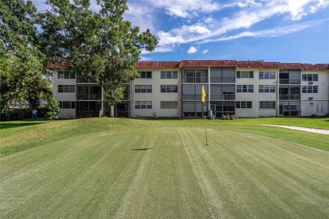 8901 S Hollybrook Boulevard Pembroke Pines FL 33025