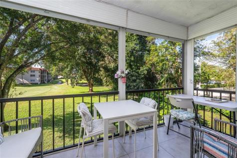 8901 S Hollybrook Boulevard Pembroke Pines FL 33025