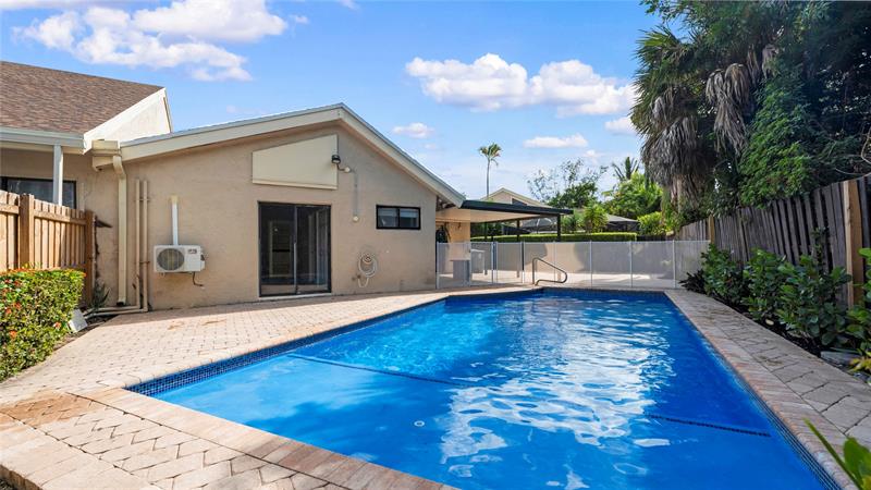 7659 Sierra Terrace Boca Raton FL 33433