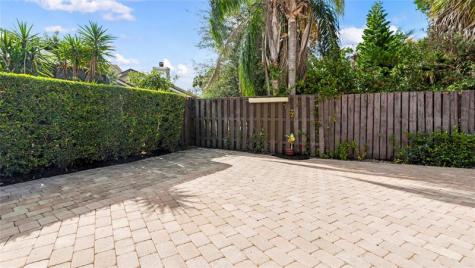 7659 Sierra Terrace Boca Raton FL 33433