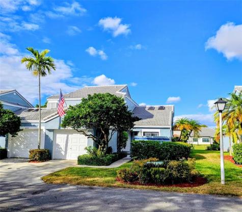 8371 Waterford Circle Tamarac FL 33321