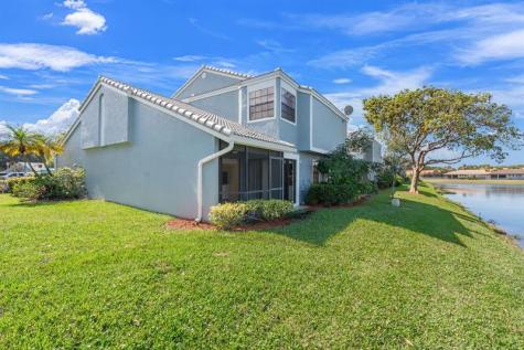 8371 Waterford Circle Tamarac FL 33321