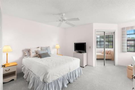 8371 Waterford Circle Tamarac FL 33321