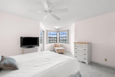 8371 Waterford Circle Tamarac FL 33321