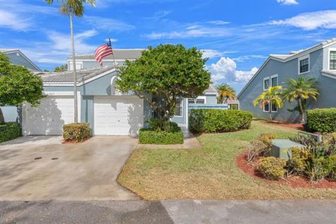 8371 Waterford Circle Tamarac FL 33321