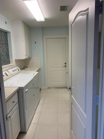9214 SE Hawks Nest Court Hobe Sound FL 33455
