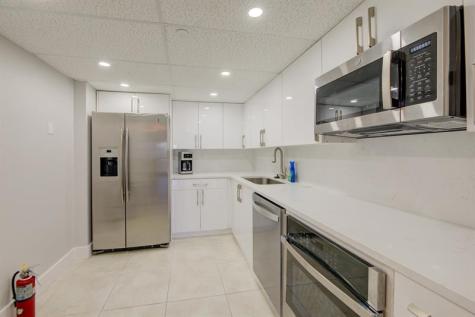 1370 S Ocean Boulevard Pompano Beach FL 33062