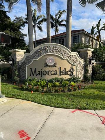 21003 NW 14th Place Miami FL 33169