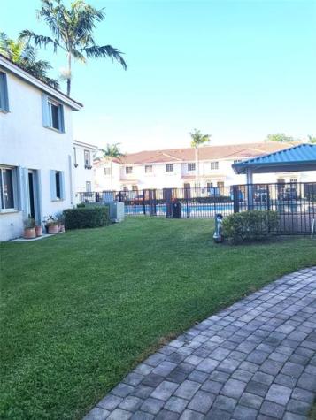 21003 NW 14th Place Miami FL 33169
