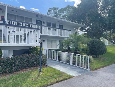 40 Keswick B Deerfield Beach FL 33442