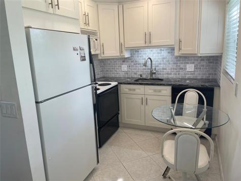 40 Keswick B Deerfield Beach FL 33442