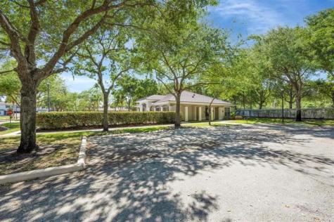 6365 Bella Circle Boynton Beach FL 33437