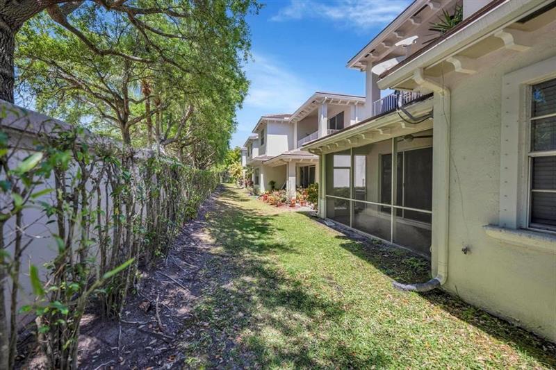 6365 Bella Circle Boynton Beach FL 33437