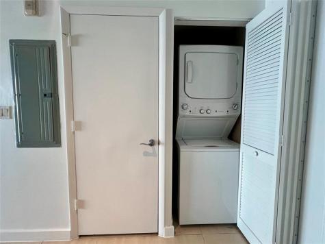 7280 SW 90th Street Miami FL 33156