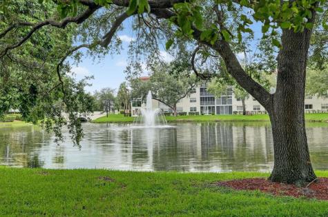 1502 Cayman Way Coconut Creek FL 33066