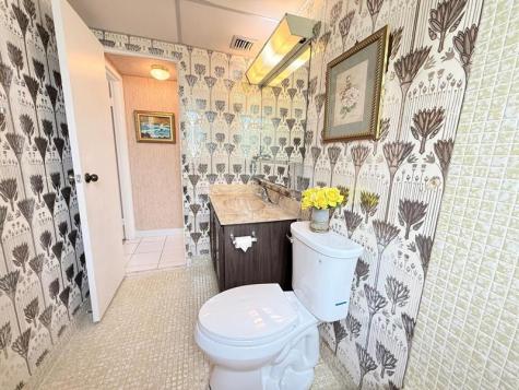 2851 Somerset Drive Lauderdale Lakes FL 33311