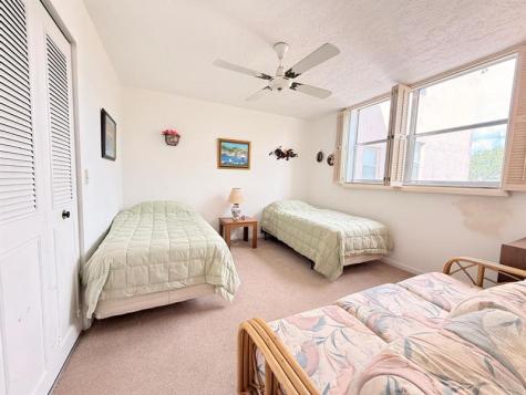 2851 Somerset Drive Lauderdale Lakes FL 33311