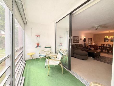 2851 Somerset Drive Lauderdale Lakes FL 33311