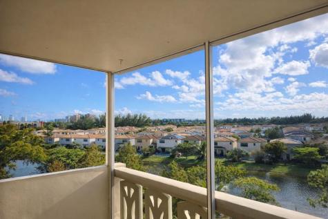 800 NE 195th Street Miami FL 33179