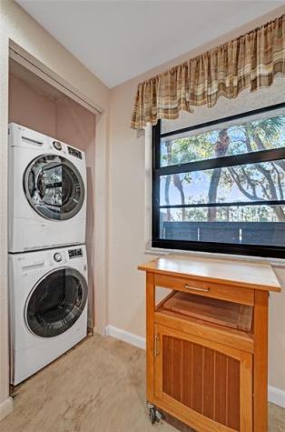 900 Colony Point Circle Pembroke Pines FL 33026