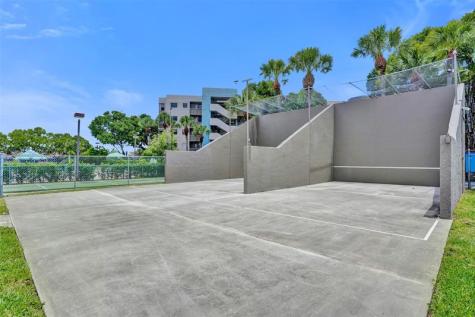 900 Colony Point Circle Pembroke Pines FL 33026