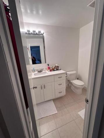 8251 NW 8th Place Plantation FL 33324