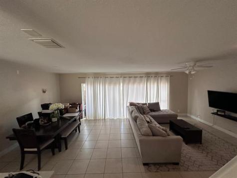 8251 NW 8th Place Plantation FL 33324