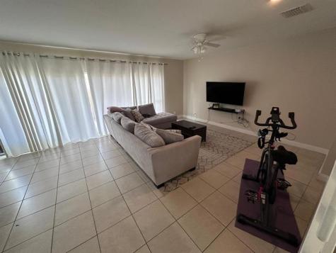8251 NW 8th Place Plantation FL 33324