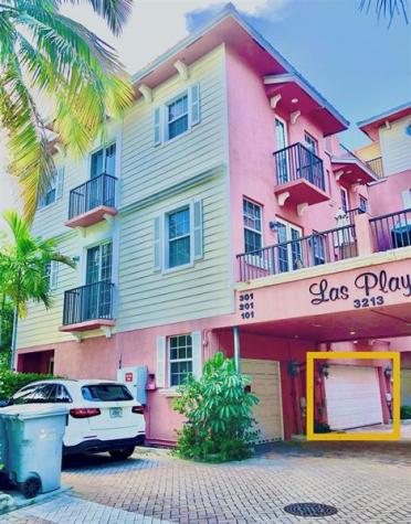 3213 NE 5th Street Pompano Beach FL 33062
