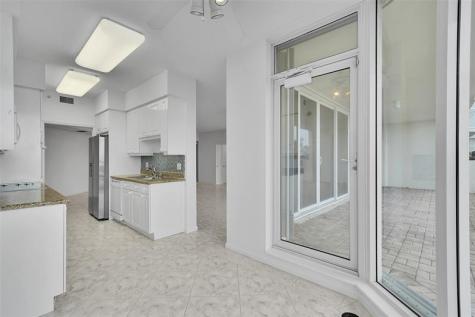 6001 N Ocean Drive Hollywood FL 33019