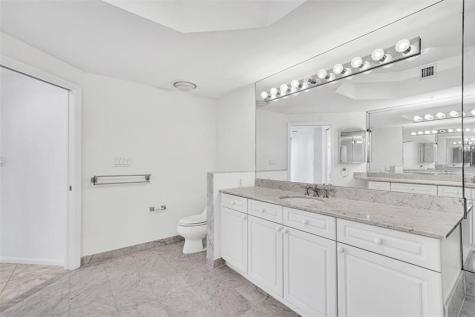 6001 N Ocean Drive Hollywood FL 33019