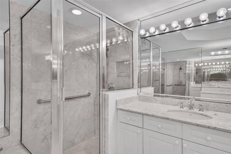 6001 N Ocean Drive Hollywood FL 33019